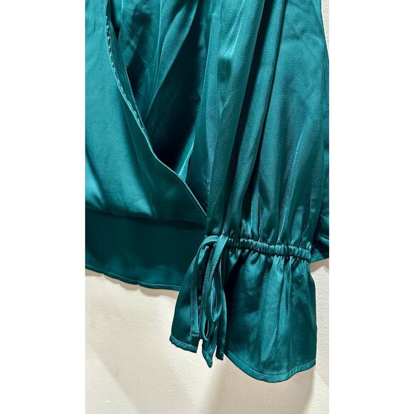 Band of the Free Women’s Pine Green Long Sleeve Wrap Blouse - Picture 5 of 5